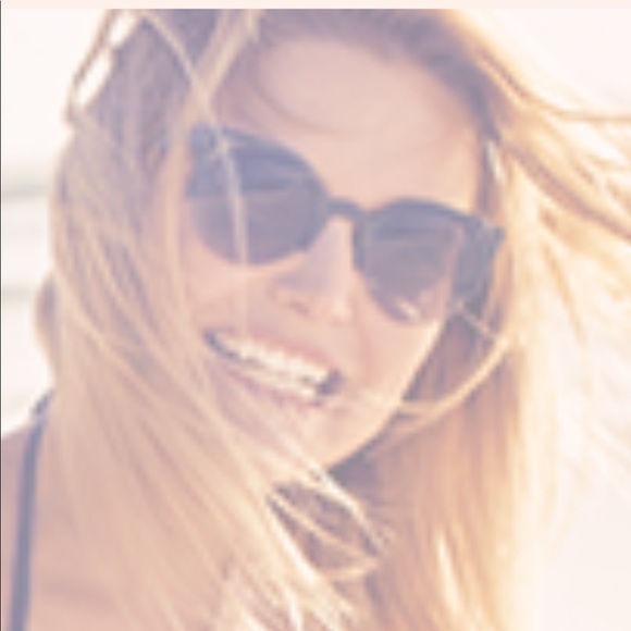 Meet your Posher, Katie - Picture 1 of 1